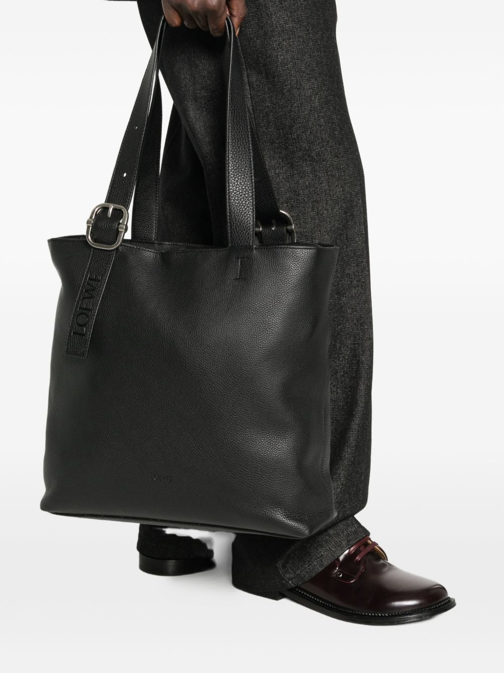 Loewe Men Loop Zipped Leather Tote