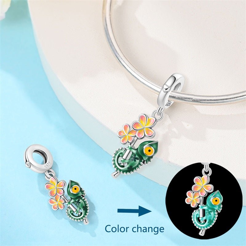 Temperature-Changing Chameleon & Flower Dangle Charm