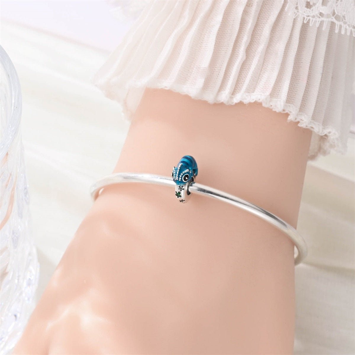 Thermochromic Magic Chameleon Color-Changing Charm