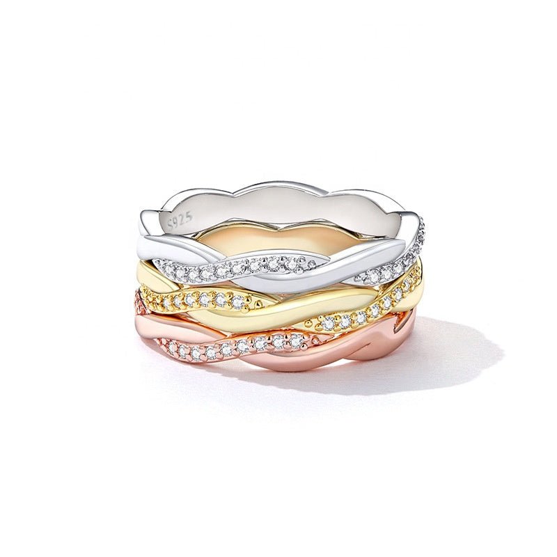 Twisted Radiance Pavé Band Ring